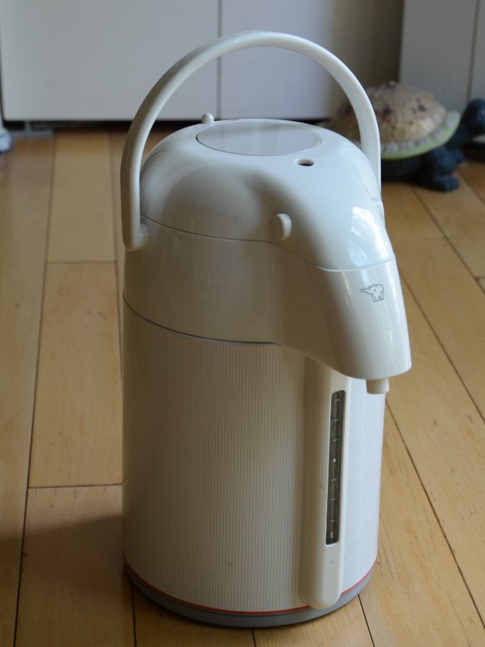 Zojirushi AAB-22 Glass Air Pot 2.2L